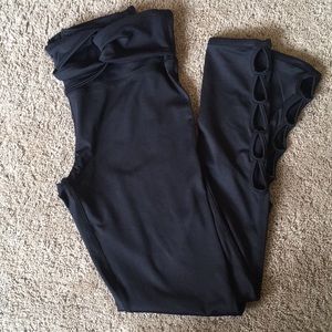 Like new Kyodan yoga pants, cute details, size S